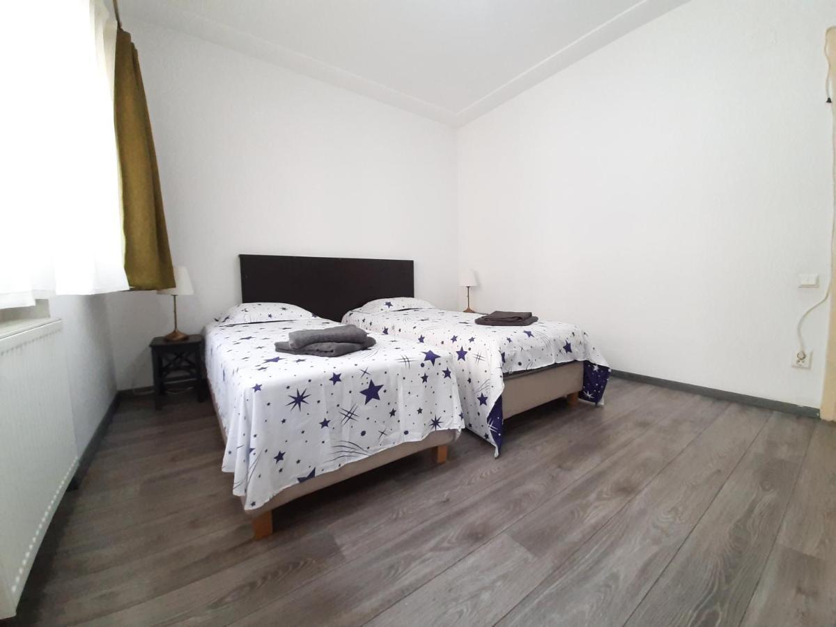 Four Rooms Apartment Central Bucharest Exterior photo